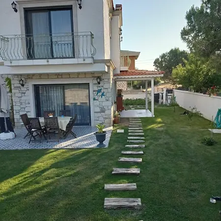 Sirin Ev * Cesme